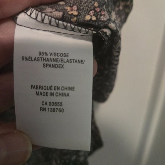 Ladies sleeveless blouse - Picture 4 of 5